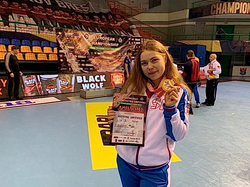 Боец клуба Алмаз стала Чемпионом Европы по рукопашному бою. Боец клуба Алмаз стала Чемпионом Европы по рукопашному бою.